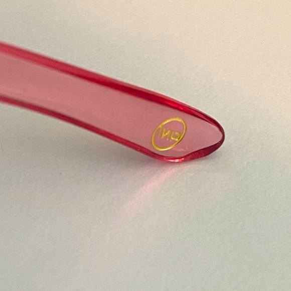 Rose colored lucite sunglasses 😎 - Picture 5 of 7